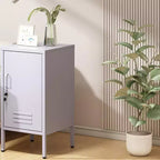 Tavolino da letto moderno minimalista con 2 ripiani regolabili, design anti-ribaltamento, mobiletto multi-scomparto