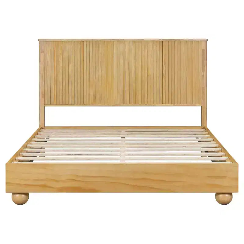 Letto in legno Elion Farmhouse con testiera cannettata