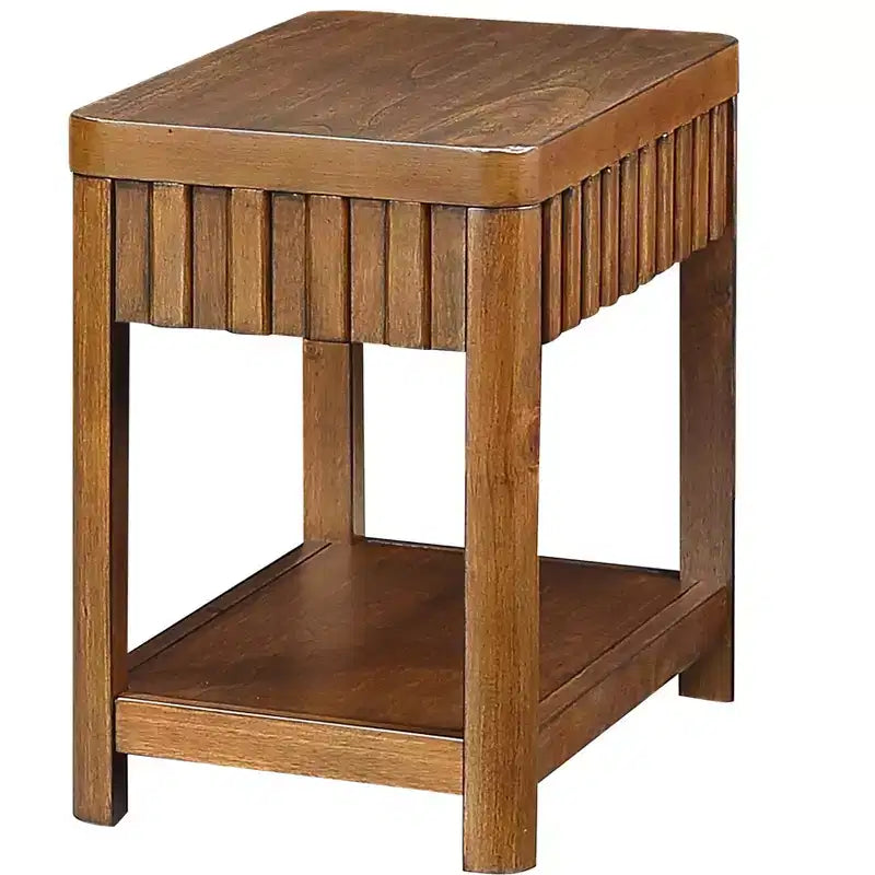 Tavolino finale rettangolare Roshan 25'' in stile rustico con ripiano portaoggetti