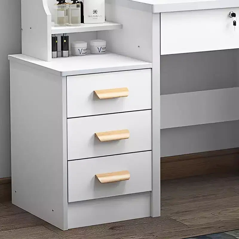 Scrivania da trucco moderna Tess 34.8'' con specchio, luci, 1 sedia, 4 cassetti e ripiani aperti