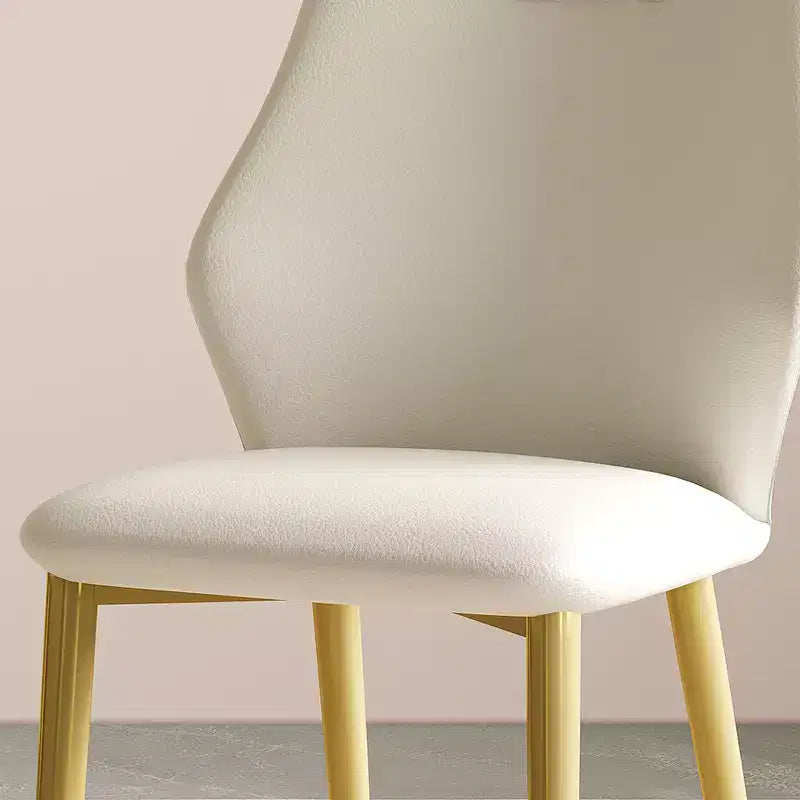 Set di 2 sedie da pranzo con sedili in pelle PU di alta qualità, gambe in acciaio al carbonio placcato oro e schienali ergonomici
