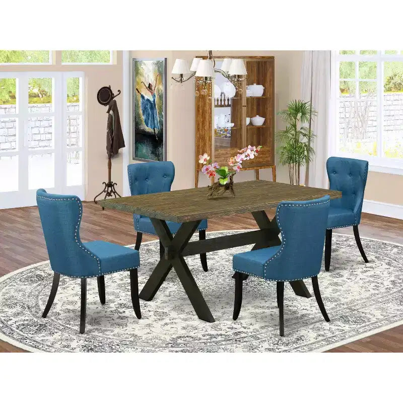 Tavolo da pranzo HomeStock 5 pezzi con piano in legno massello finitura rovere naturale e 4 sedie Parson